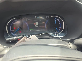 2025 Toyota RAV4 Hybrid XLE - miniatura 12