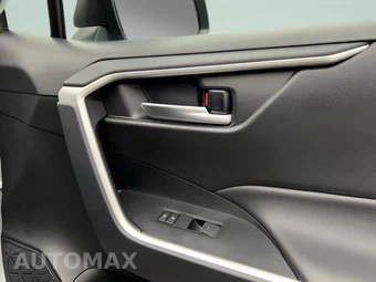 2025 Toyota RAV4 Hybrid XLE - miniatura 11