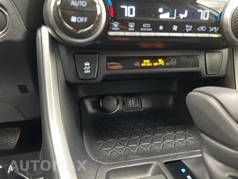 2025 Toyota RAV4 Hybrid XLE - miniatura 25