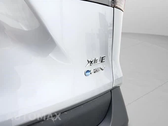 2025 Toyota RAV4 Hybrid XLE - miniatura 40