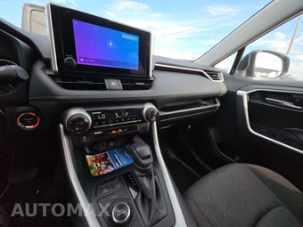 2025 Toyota RAV4 Hybrid XLE - miniatura 11