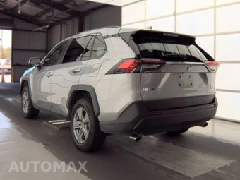 2025 Toyota RAV4 Hybrid XLE - miniatura 6