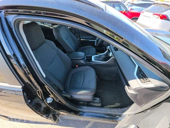 2025 Toyota RAV4 Hybrid XLE - miniatura 8