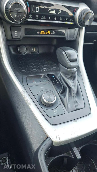 2025 Toyota RAV4 Hybrid XLE - miniatura 22