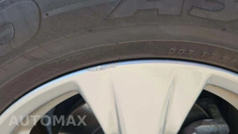 2025 Toyota RAV4 Hybrid XLE - miniatura 21