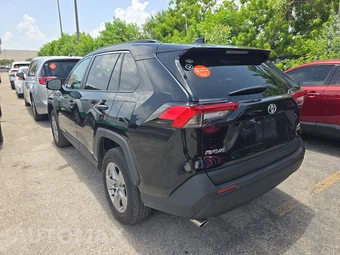 2025 Toyota RAV4 Hybrid XLE - miniatura 6