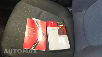 2025 Toyota RAV4 Hybrid XLE - miniatura 17