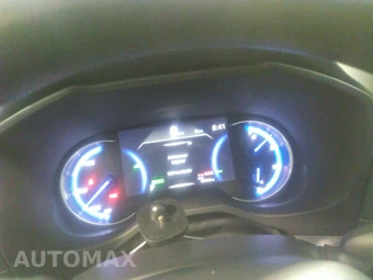 2025 Toyota RAV4 Hybrid XLE - miniatura 19