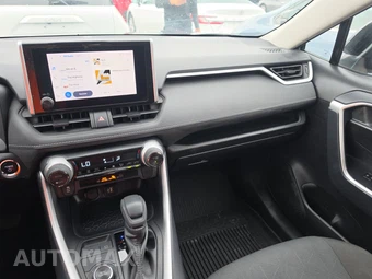 2025 Toyota RAV4 Hybrid XLE - miniatura 11