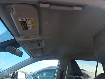 2025 Toyota RAV4 Hybrid XLE - miniatura 18