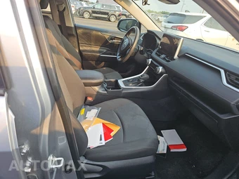 2025 Toyota RAV4 Hybrid XLE - miniatura 8