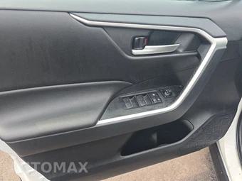 2025 Toyota RAV4 Hybrid XLE - miniatura 9