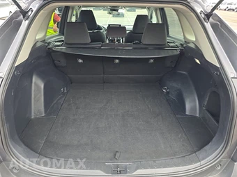 2025 Toyota RAV4 Hybrid XLE - miniatura 16