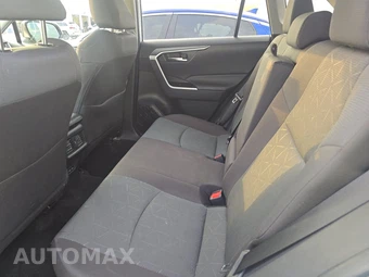 2025 Toyota RAV4 Hybrid XLE - miniatura 13