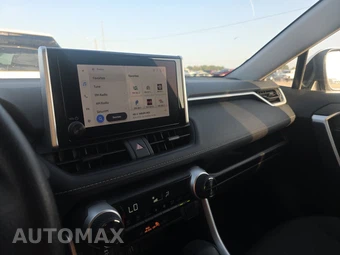 2025 Toyota RAV4 Hybrid XLE - miniatura 11