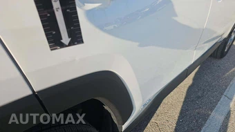 2025 Toyota RAV4 Hybrid XLE - miniatura 21