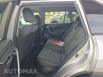 2025 Toyota RAV4 Hybrid XLE - miniatura 13