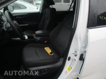 2025 Toyota RAV4 Hybrid XLE - miniatura 6