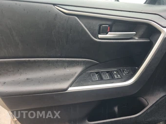 2025 Toyota RAV4 Hybrid XLE - miniatura 9