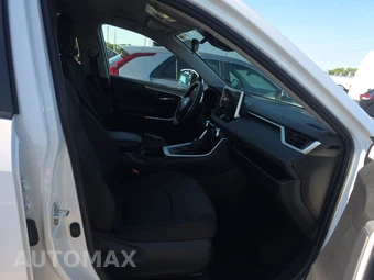 2025 Toyota RAV4 Hybrid XLE - miniatura 8