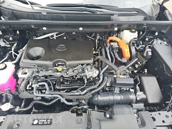 2025 Toyota RAV4 Hybrid XLE - miniatura 15