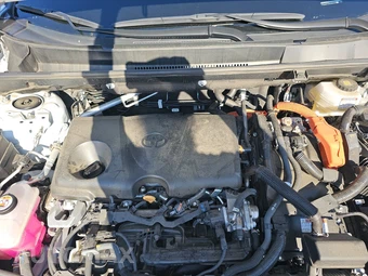 2025 Toyota RAV4 Hybrid XLE - miniatura 15