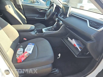 2025 Toyota RAV4 Hybrid XLE - miniatura 8