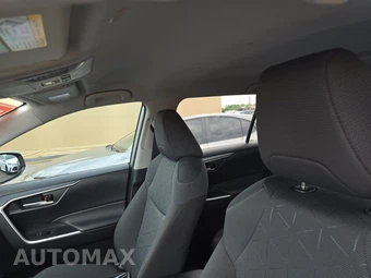 2025 Toyota RAV4 Hybrid XLE - miniatura 17