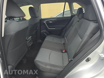 2025 Toyota RAV4 Hybrid XLE - miniatura 9