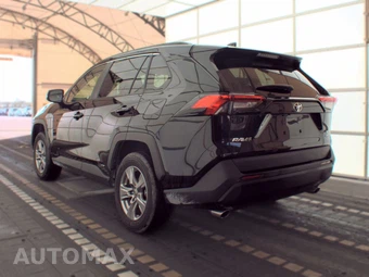 2025 Toyota RAV4 Hybrid XLE - miniatura 6