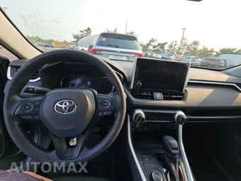 2025 Toyota RAV4 Hybrid XLE - miniatura 11