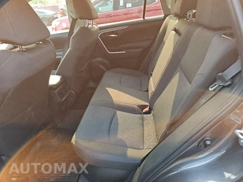 2025 Toyota RAV4 Hybrid XLE - miniatura 13