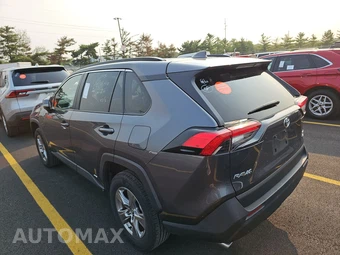 2025 Toyota RAV4 Hybrid XLE - miniatura 6
