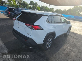 2025 Toyota RAV4 Hybrid XLE - miniatura 4
