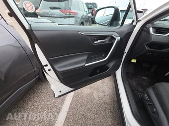 2025 Toyota RAV4 Hybrid XLE - miniatura 9