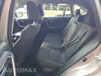 2025 Toyota RAV4 Hybrid XLE - miniatura 13