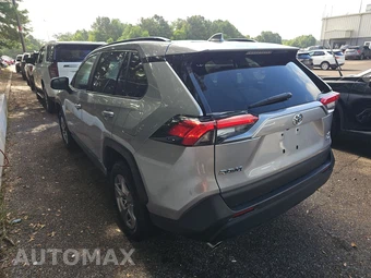 2025 Toyota RAV4 Hybrid XLE - miniatura 6