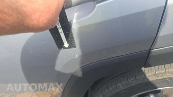 2025 Toyota RAV4 Hybrid XLE - miniatura 21
