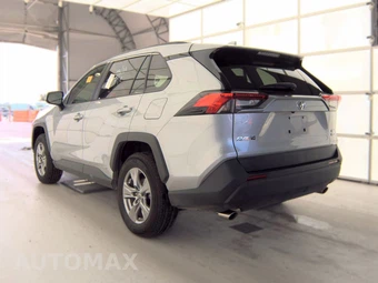 2025 Toyota RAV4 Hybrid XLE - miniatura 6