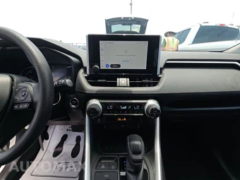 2025 Toyota RAV4 Hybrid XLE - miniatura 11