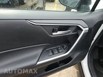 2025 Toyota RAV4 Hybrid XLE - miniatura 9