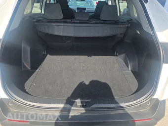 2025 Toyota RAV4 Hybrid XLE - miniatura 16