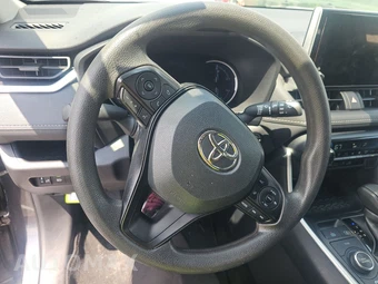 2025 Toyota RAV4 Hybrid XLE - miniatura 10