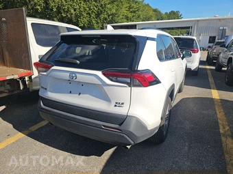 2025 Toyota RAV4 Hybrid XLE - miniatura 4