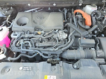 2025 Toyota RAV4 Hybrid XLE - miniatura 15