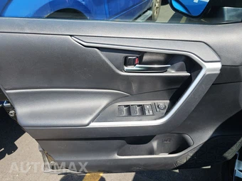 2025 Toyota RAV4 Hybrid XLE - miniatura 9