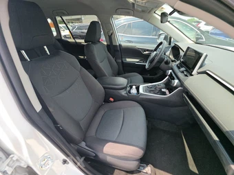 2025 Toyota RAV4 Hybrid XLE - miniatura 8