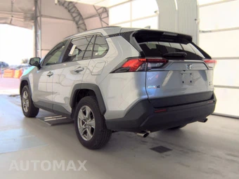 2025 Toyota RAV4 Hybrid XLE - miniatura 6