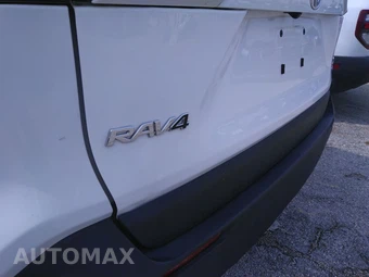 2025 Toyota RAV4 Hybrid XLE - miniatura 19