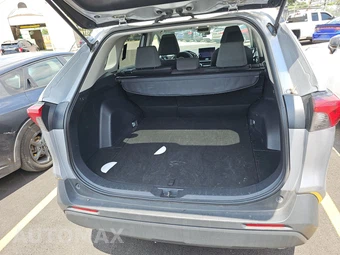 2025 Toyota RAV4 Hybrid XLE - miniatura 16